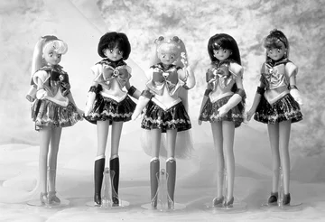 Products related to Pretty Guardian Sailor Moon became major hits.