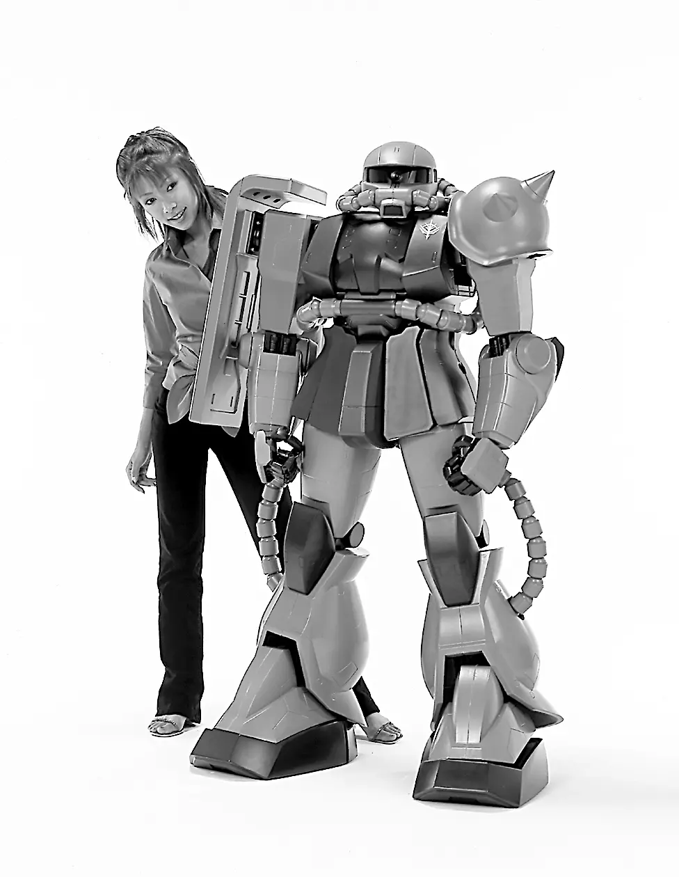 1/12-scale Zaku model (overall height: approximately 1.5 m) was exhibited at the “C3 PRE” character culture event and became a topic of conversation.