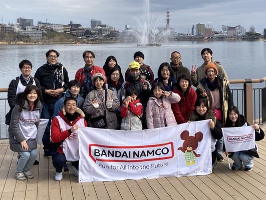 Bandai Namco Group Sustainability Activity: Participating in Lake Senba Environmental Learning Class Activities